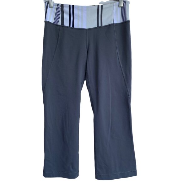 LULULEMON Pants - LULULEMON Womens Capri Legging Sz 6 White Grey Striped Waistband Pocket Athletic